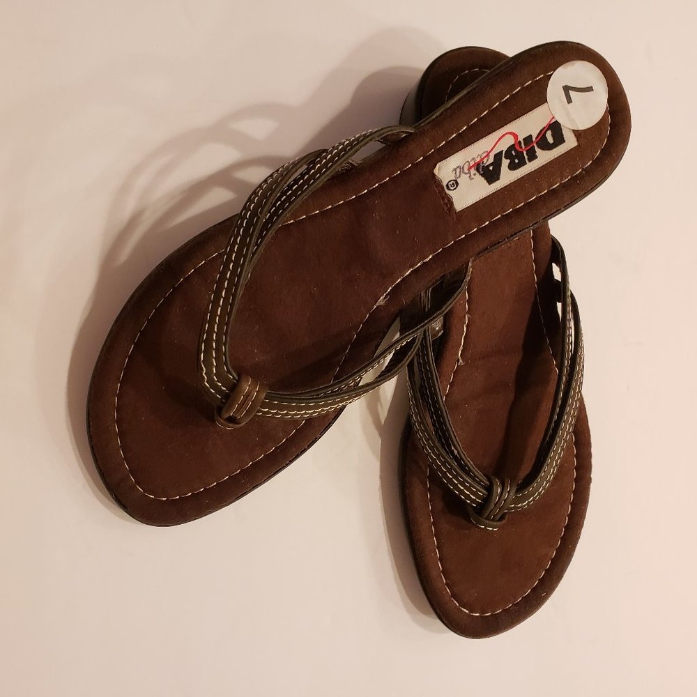 Diba Thong Double Strap Sandals - Picture 2 of 11